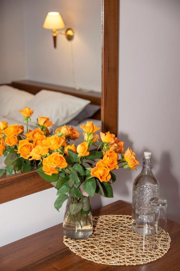 Weranda Restaurant&Rooms Tychy Exterior foto