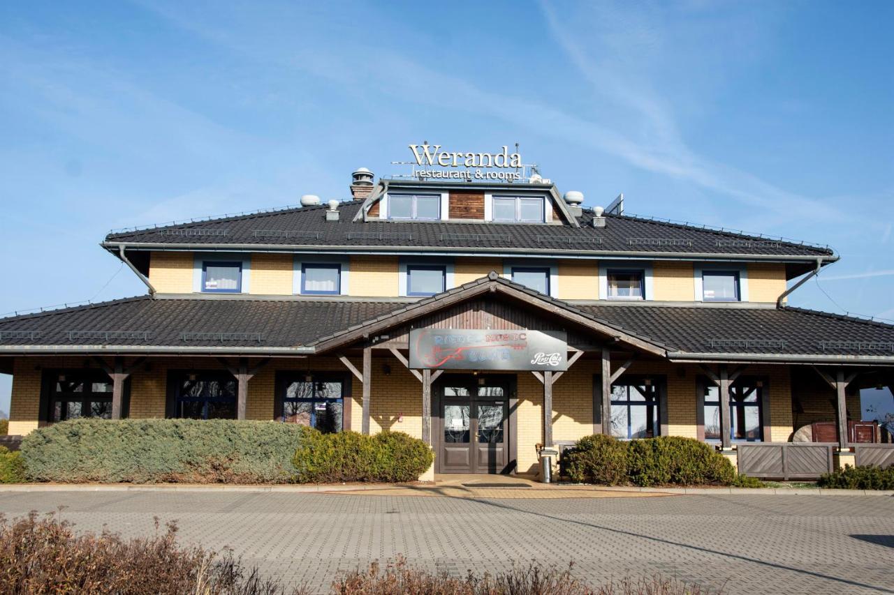 Weranda Restaurant&Rooms Tychy Exterior foto